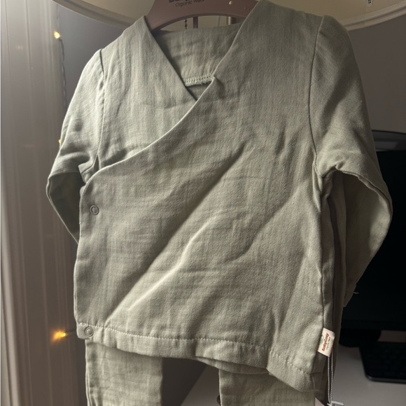 Organic Cotton Baby Outfit Set - Picture 6 of 11